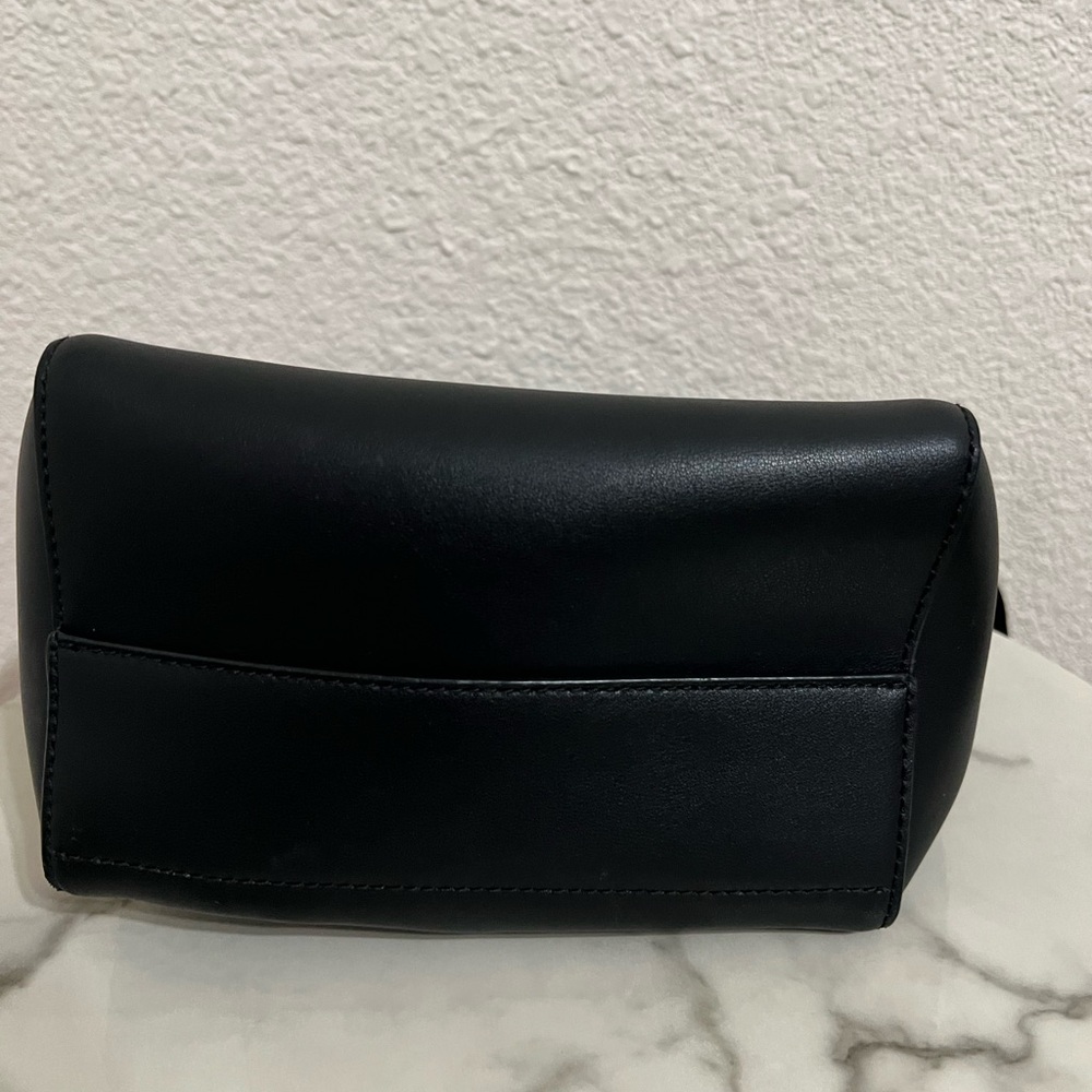 Everlane The Mini Studio Bag Black Leather Crossbody - Picture 4 of 8